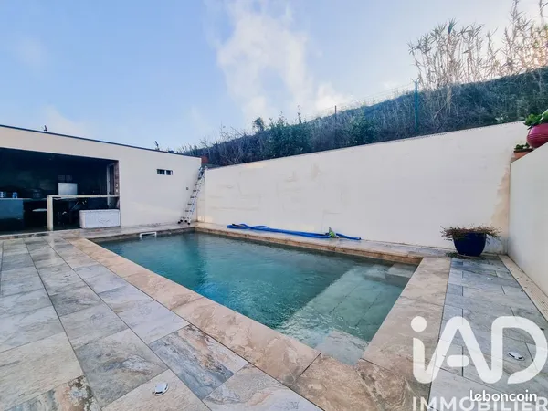 Villa 6 pièces 144 m² 