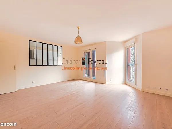 Appartement 4 pièces 94 m² 