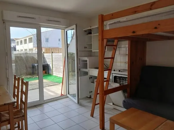 Studio avec jardin et parking 