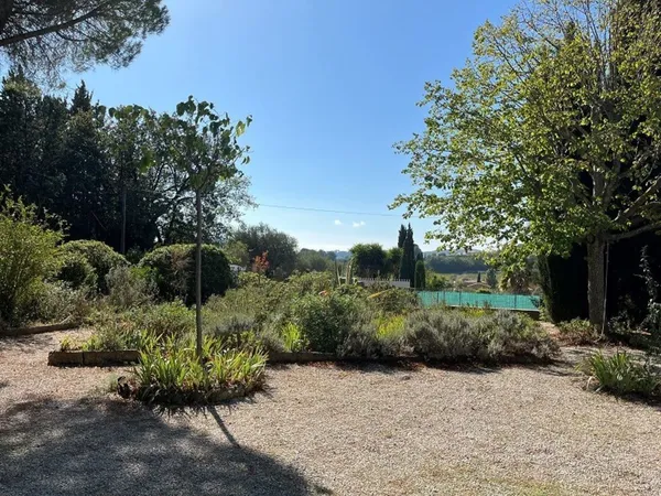 Terrain 500 m² 