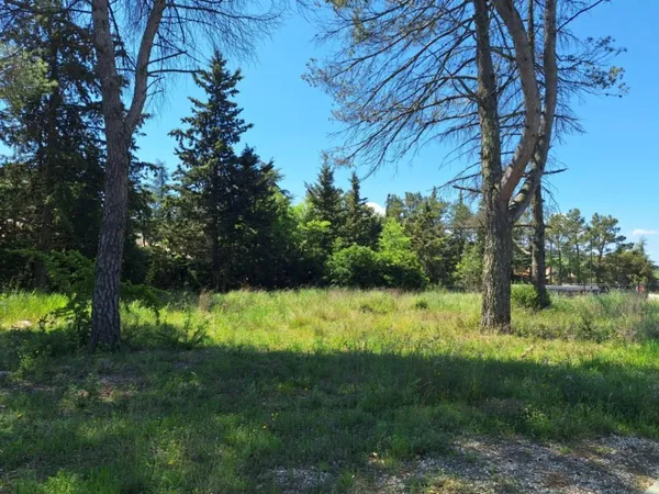 Terrain 662 m² 