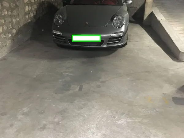 Loue parking 