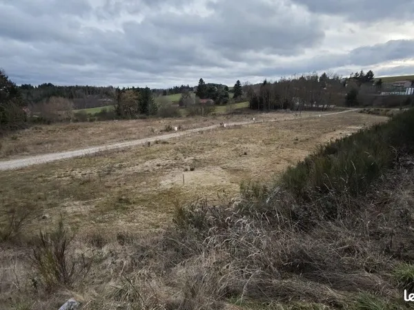 Terrain 713 m² Saint-Maurice-de-Lignon 