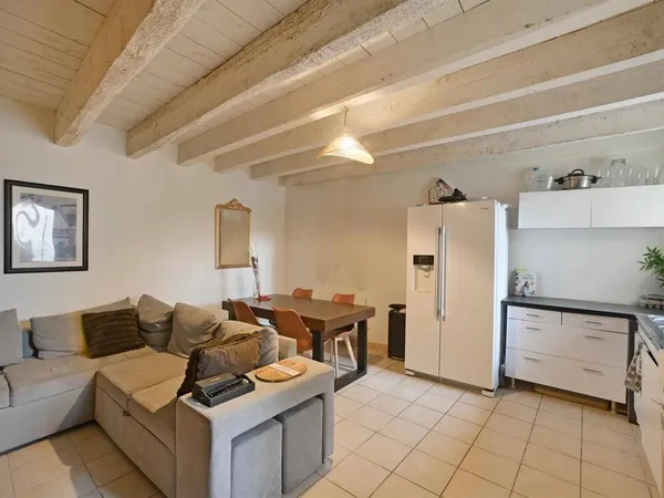 Maison de ville 15 pièces 330 m² 