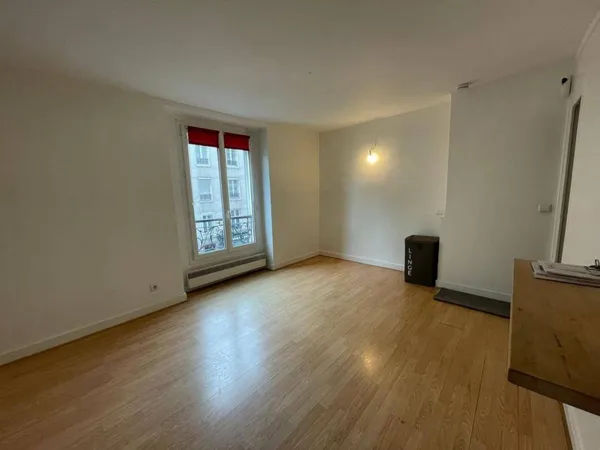 Studio 1 pièce 20 m² 