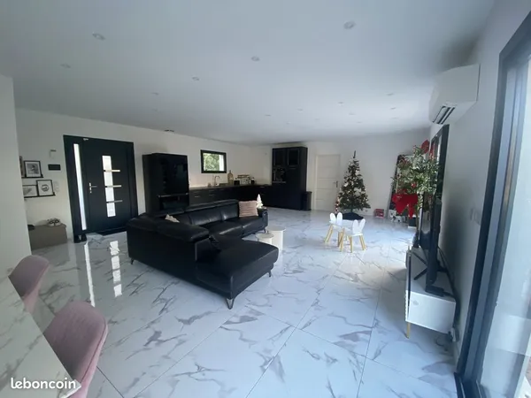 Villa 4 pièces 125 m² 