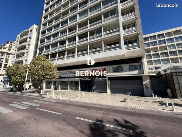 Local commercial 1975 m² 