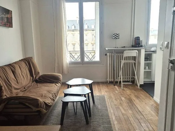 Studio 1 pièce 22 m² 