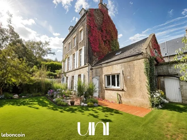 Maison 8 pièces 218 m² 