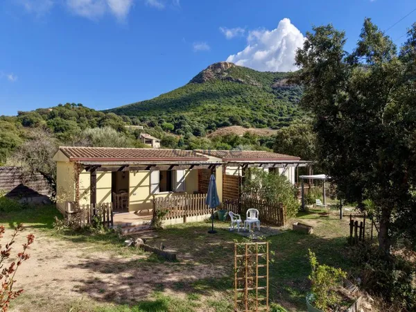 DEUX MAISONS JUMELÉES - 2784 M2 DE TERRAIN