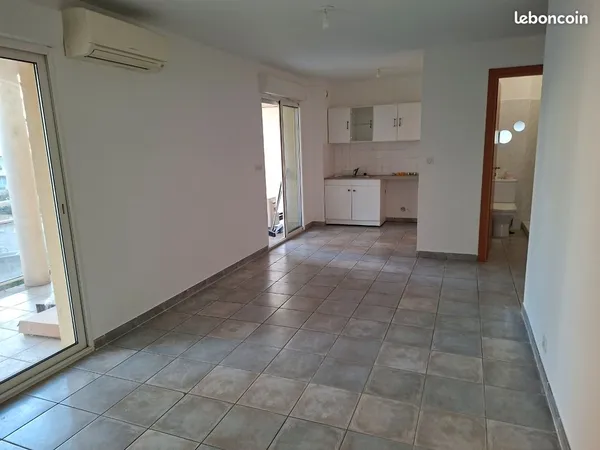 Location T2 non meublé 750 