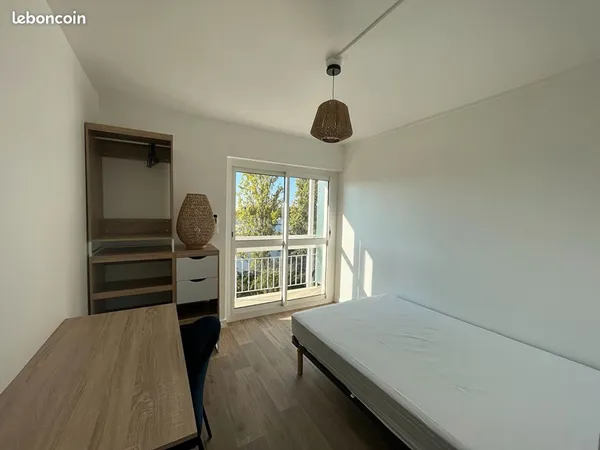 Appartement 1 pièce 11 m² 