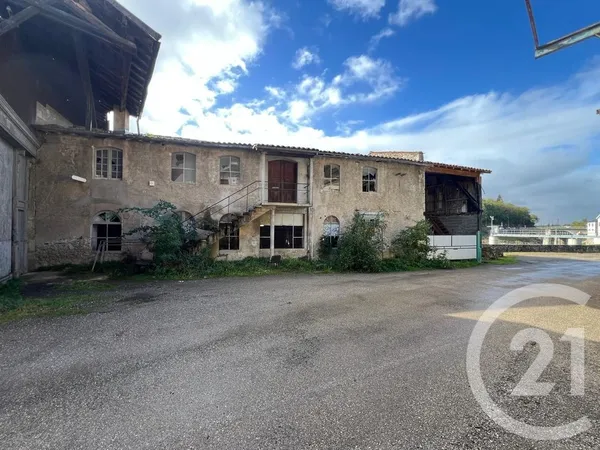 Maison 8 pièces 1473 m² 
