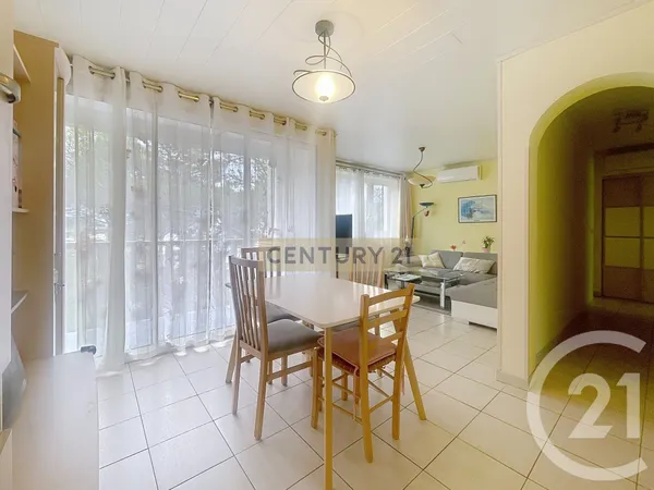 Appartement 4 pièces 71 m² 