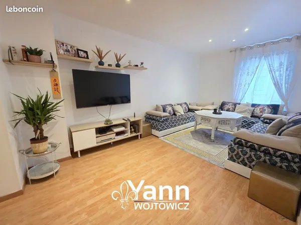 Maison 11 pièces 350 m² 