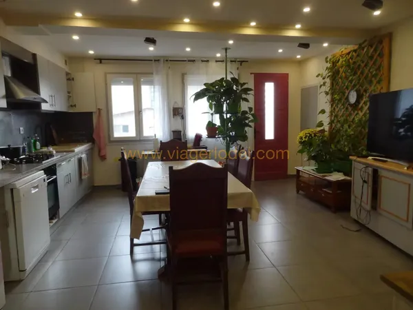 Réf. 9927 - VIAGER OCCUPE - LAVIT-DE-LOMAGNE (82) 