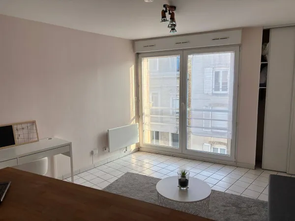 Appartement 1 pièce 28 m² 