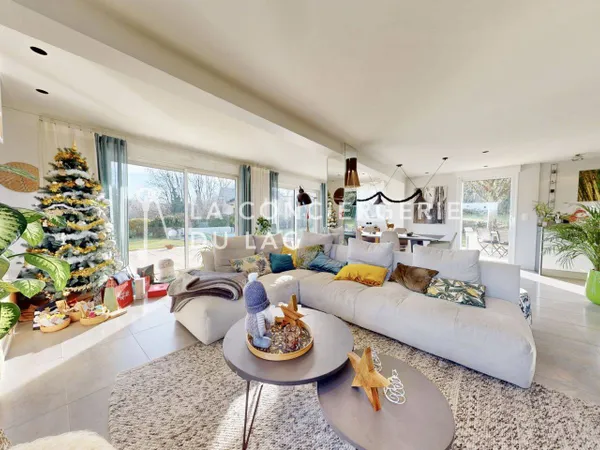 Villa 6 pièces 190 m² 