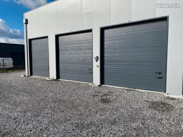 GARAGE / BOX 20 m2 