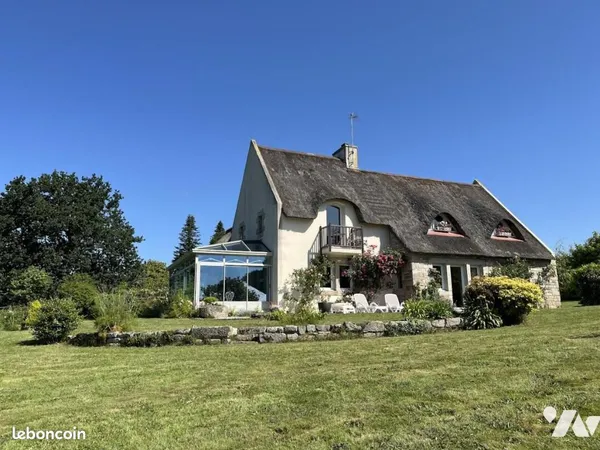 Maison 7 pièces 230 m² 