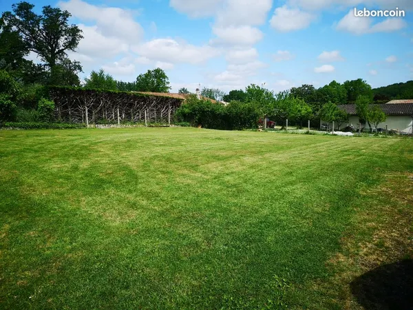 Terrain 789 m² La Sauve 