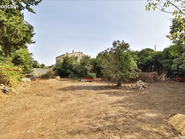 Terrain 720 m² Marcorignan 