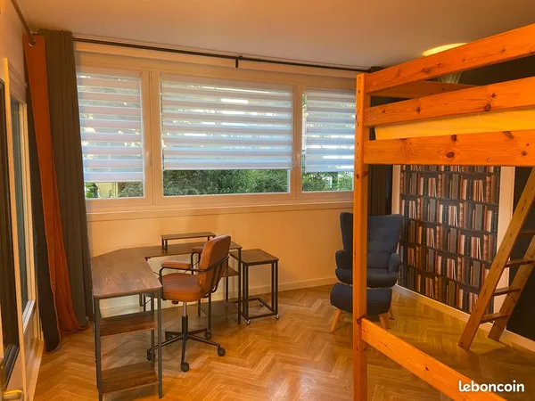 Propose chambre meublée dans appartement en colocation - 100m² - Barbieux Roubaix 