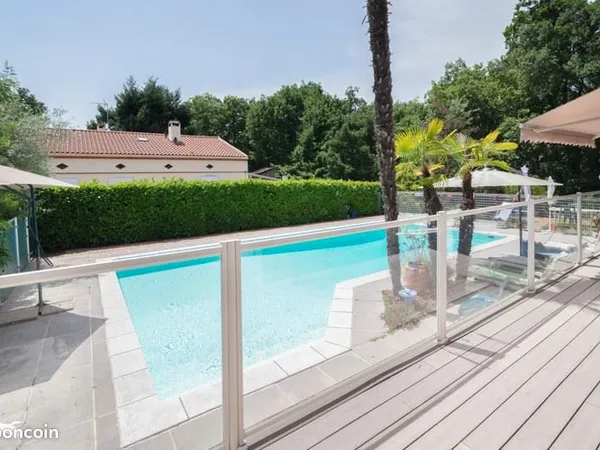 Maison 7 pièces 170 m² 