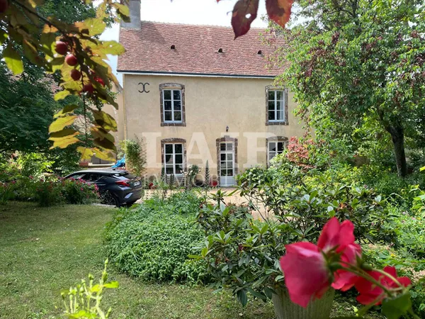 Maison 6 pièces 177 m² 