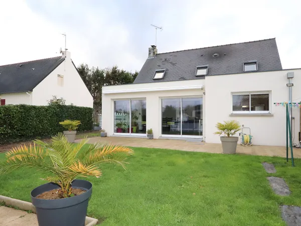 Maison Crossac, maison familiale 5 chambres avec vie de plain-pied, 109 m² 