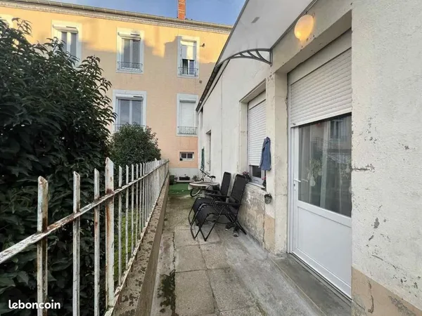 Immeuble 50 m² 