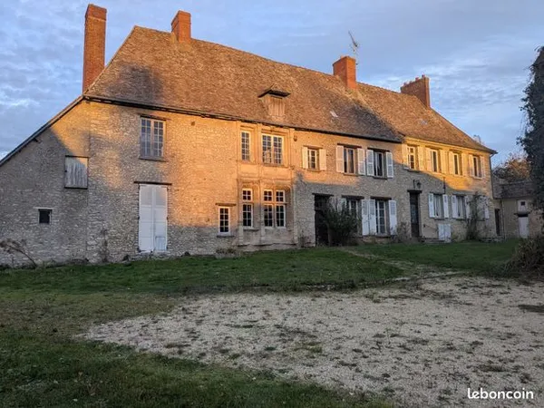 Maison 13 pièces 355 m² 