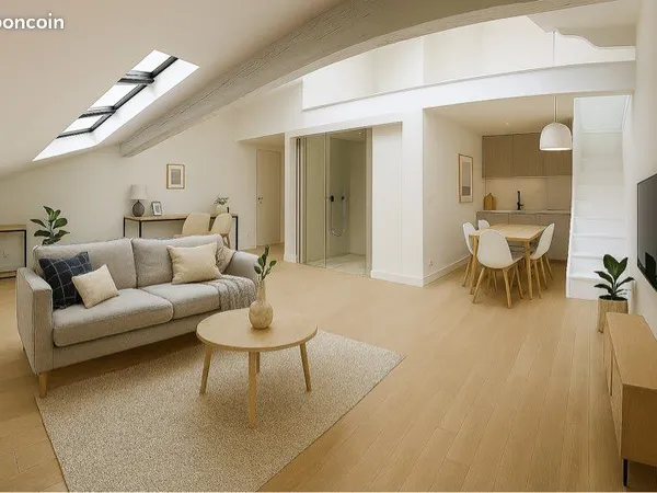 Croix Rousse Studio 