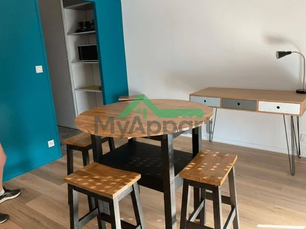 Studio 2 pièces 21 m² 