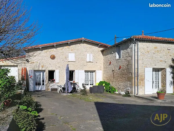 Maison 9 pièces 220 m² 