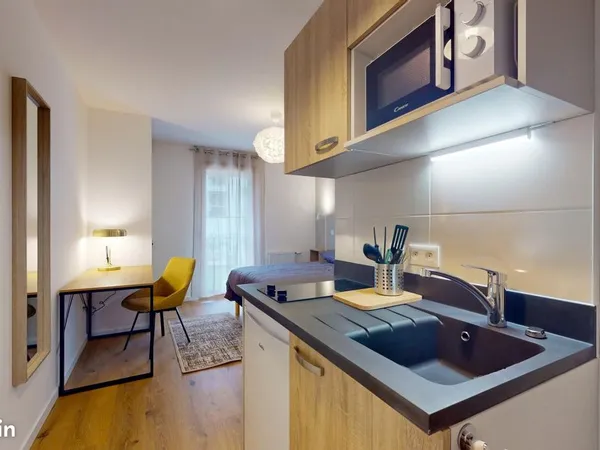 Studio 1 pièce 20 m² 