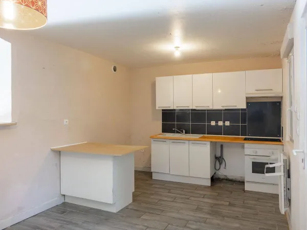 Appartement 3 pièces 84 m² 