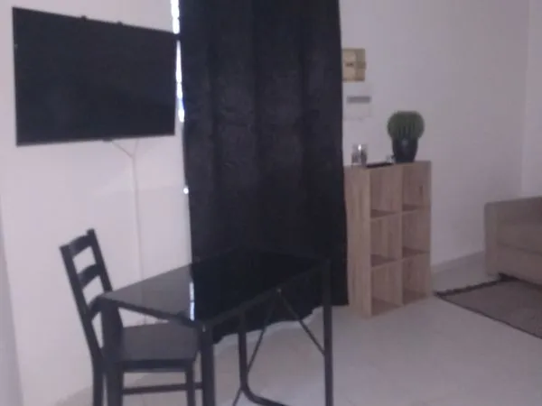 Grand studio à louer 