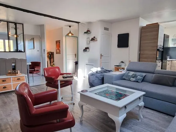 Triplex 6 pièces 110 m² 