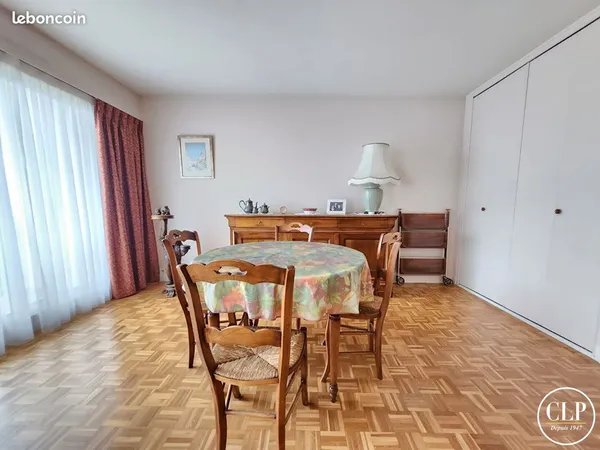 Appartement 4 pièces 82 m² 