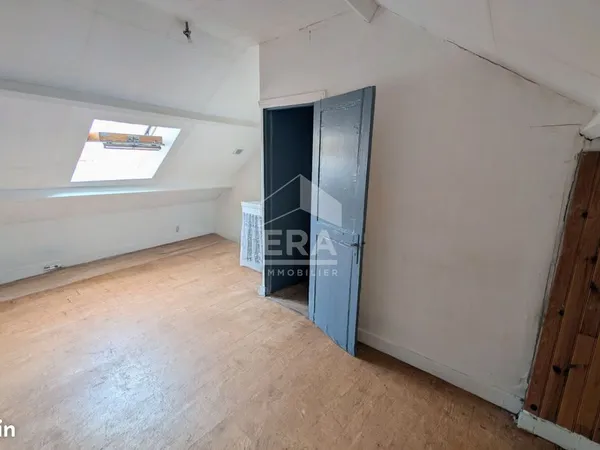 Studio 1 pièce 13 m² 