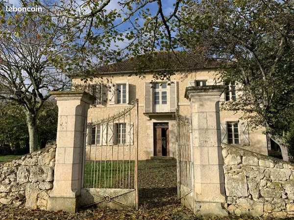 Maison 6 pièces 280 m² 