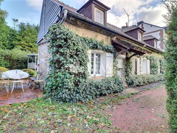 Maison 7 pièces 136 m² 
