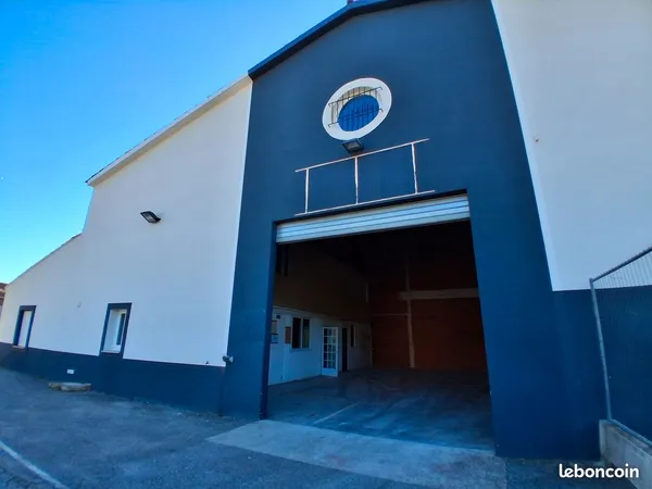 Hangar bureaux 