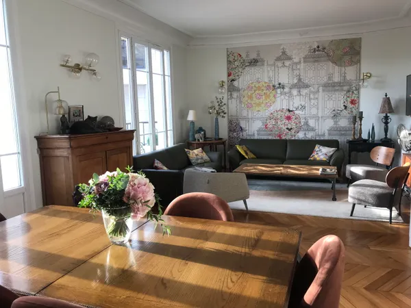 Vends appartement 95m² Enghien-les-Bains centre ville/gare, 2 chambres, 5ème étage, ascenseur 