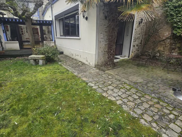 Maison 10 pièces 358 m² 