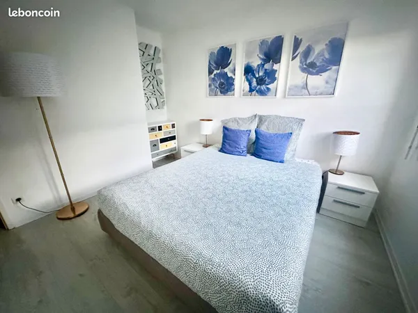 Appartement-maison duplex avec jardin 