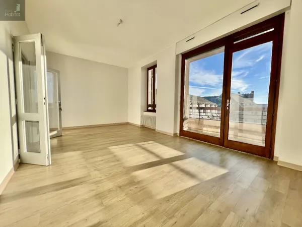 Appartement 4 pièces 82 m² 
