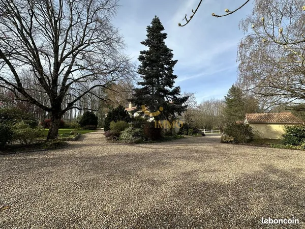 Maison 4 pièces 131 m² 