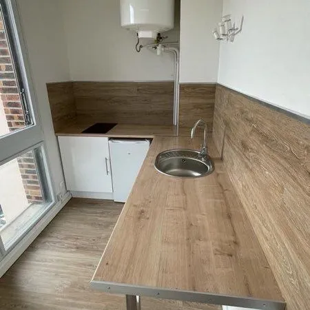 Appartement F1 bis rénové idéalement situé 